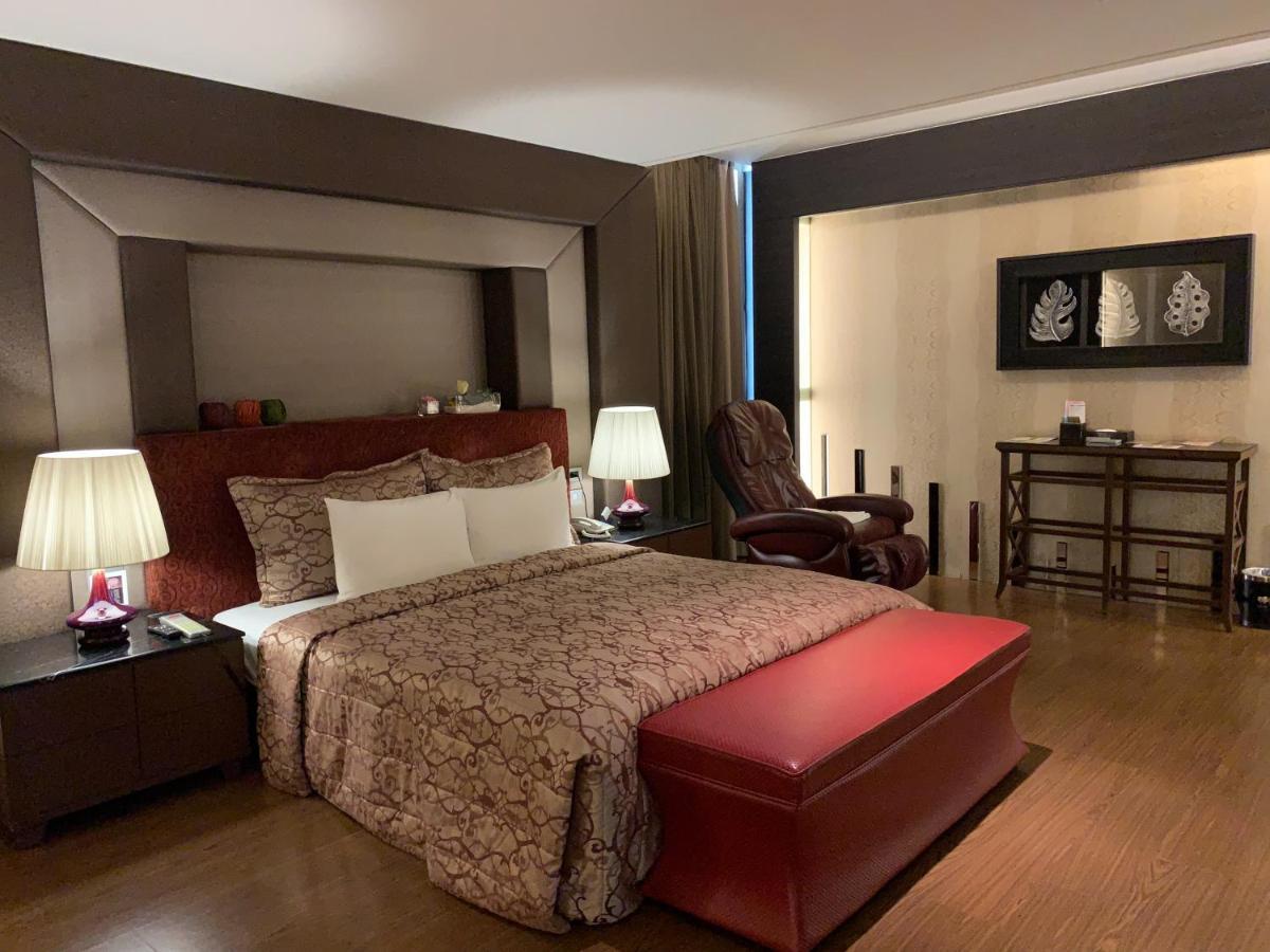 麗登汽車旅館 Kaohsziung Kültér fotó